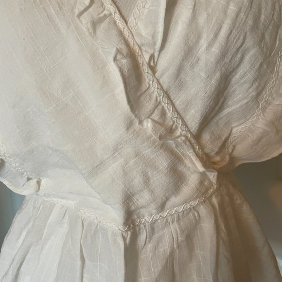 Max Studio White Ruffled Blouse - Size L - Picture 5 of 9